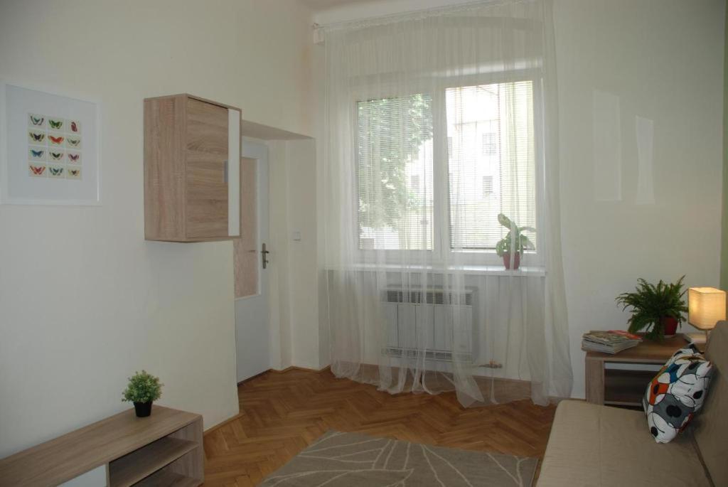 Apartment 5 Min By Walk To The Center Brno Exterior foto